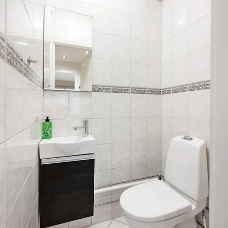 Διαμέρισμα Modern In City Centre Μπέργκεν