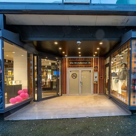 Modern In City Centre 公寓